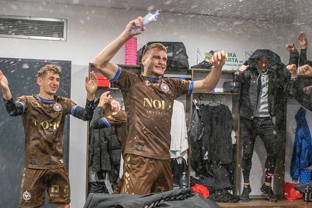 球迷们自然 球迷们自然